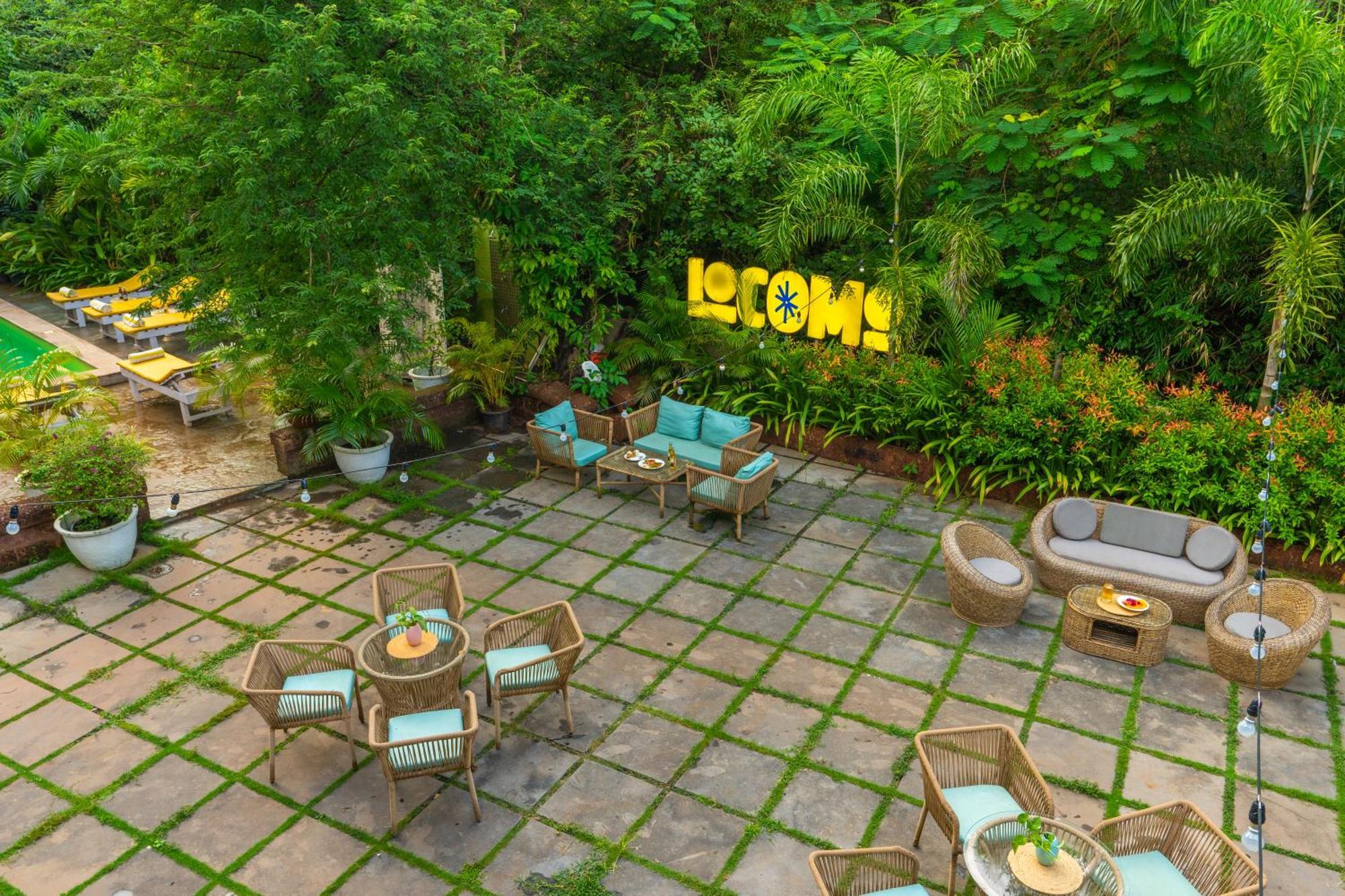Locomo Boutique, Morjim - Stay Work Eat Exterior foto
